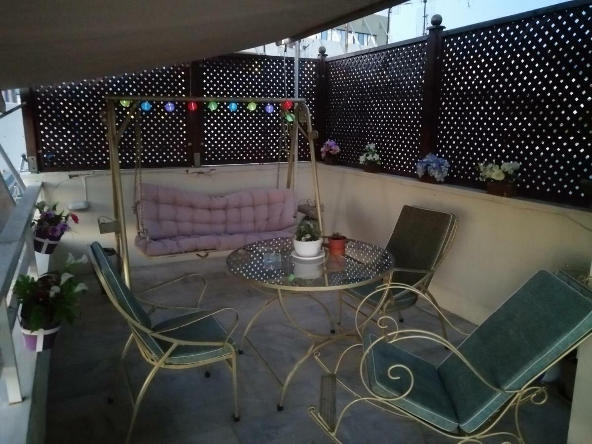 Top Floor Studio Near Metro&View&200Mbps Athen Exterior foto