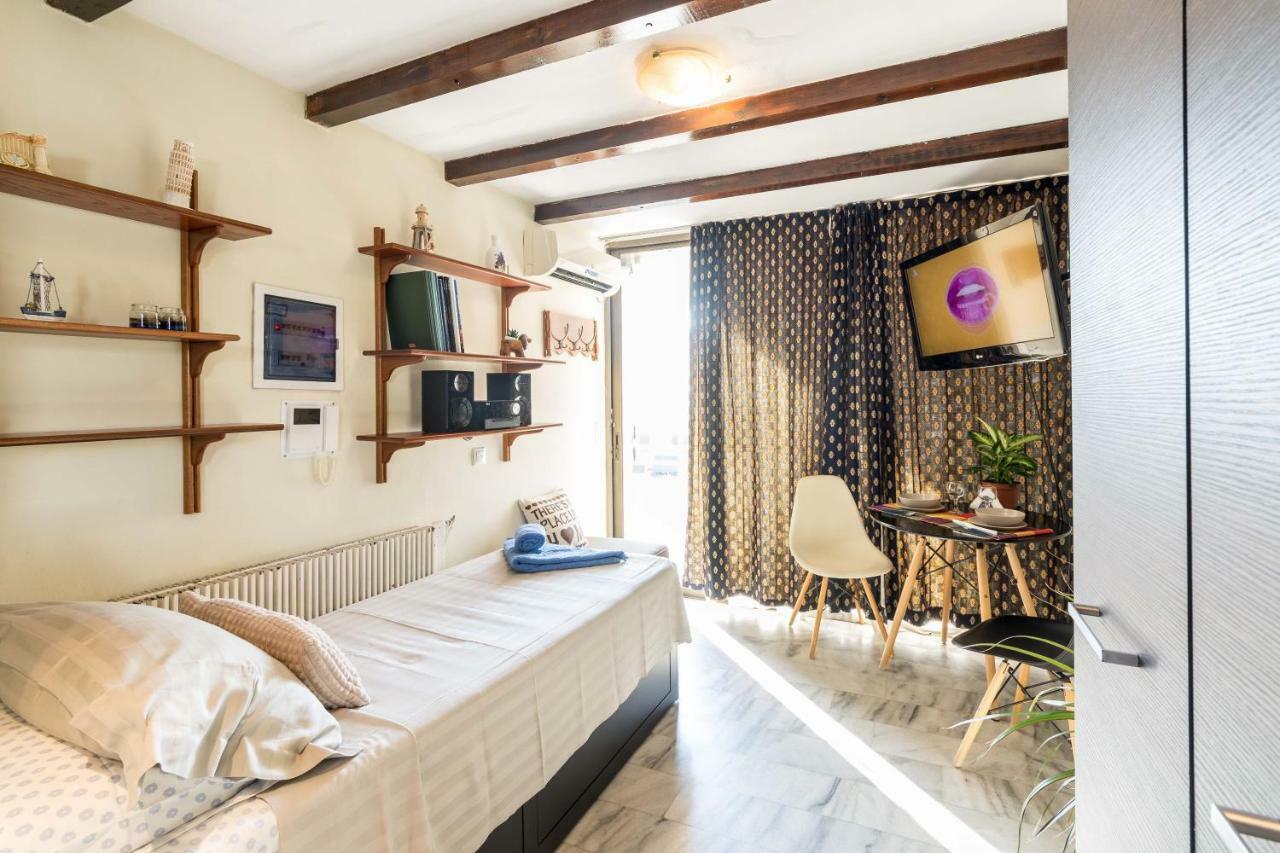 Top Floor Studio Near Metro&View&200Mbps Athen Exterior foto